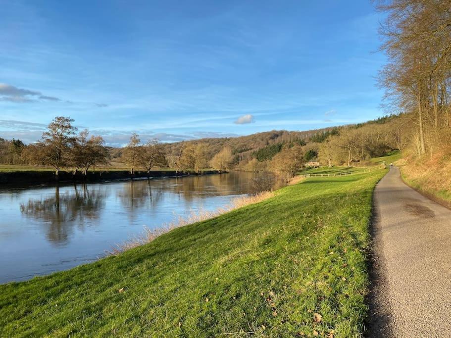 Cosy Cottage On Banks Of River Wye Foy Exterior foto